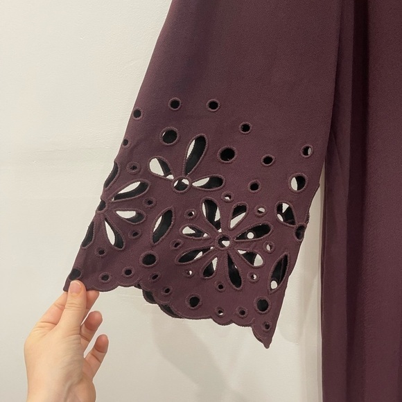 Alfani V-Neck Lasercut A-Line Dress in New Wine Size 16 - Picture 4 of 7